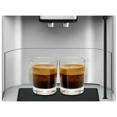кофемашина Bosch VeroBarista 600 TIS65621RW